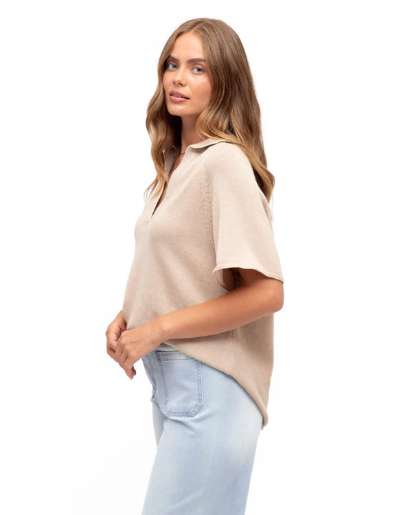 V-NECK COLLARED KNIT TOP Beige