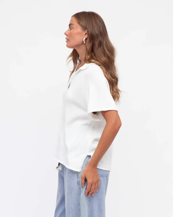 V-NECK COLLARED KNIT TOP White