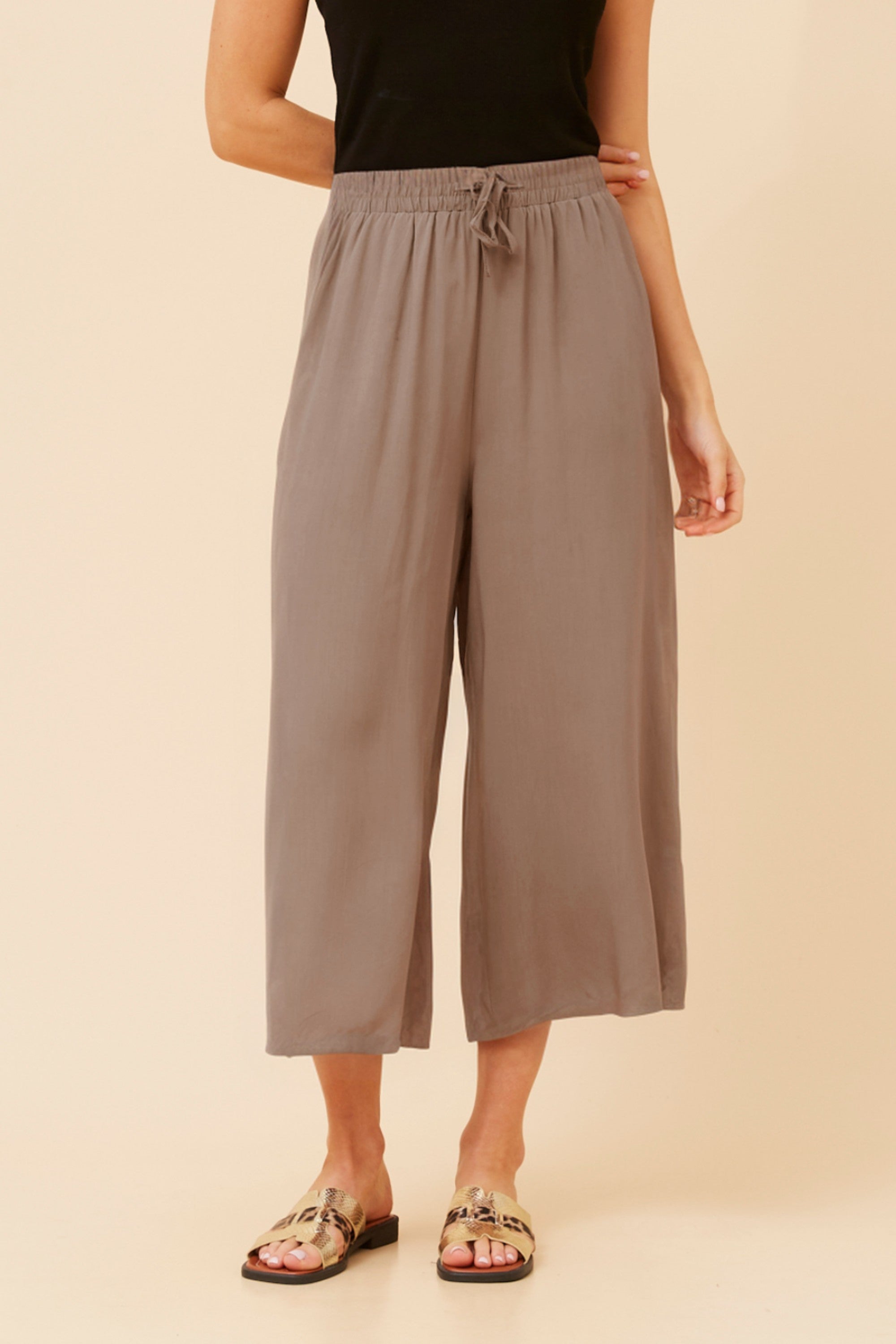Chloe Wide Leg Cropped Pant - Mocha