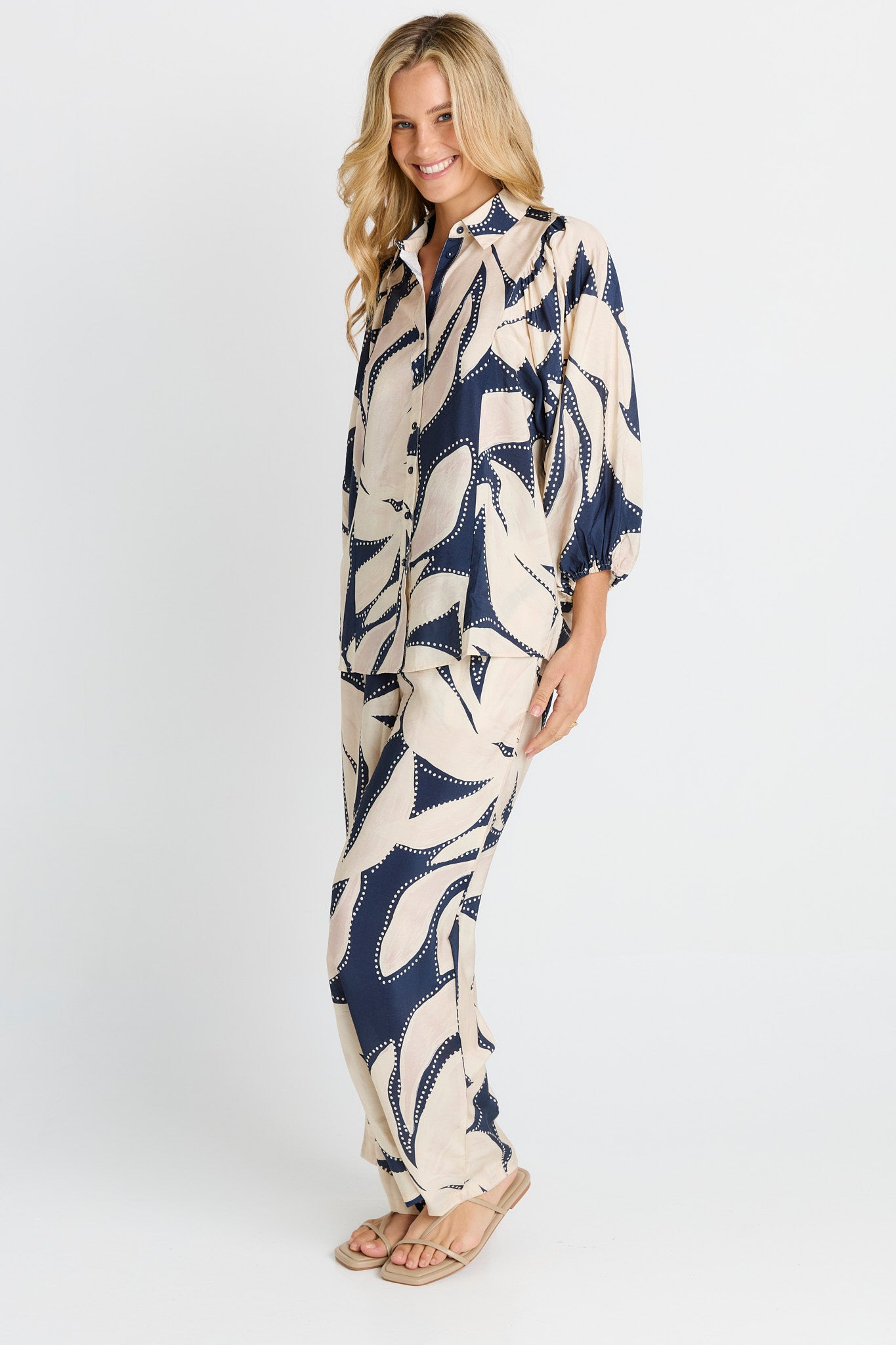 Zander Pant - Navy Floral Print